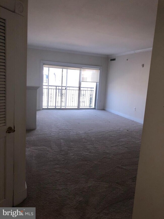 5 Park Pl Unit 722, Annapolis, MD 21401 Condo for Rent in Annapolis