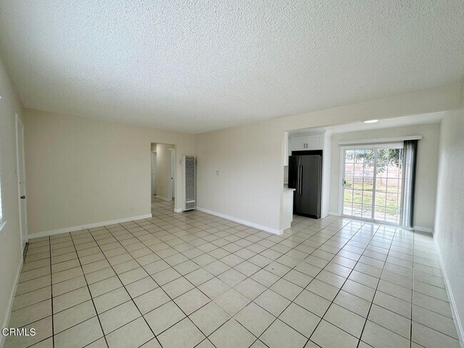 Building Photo - 1435 N 5th Pl