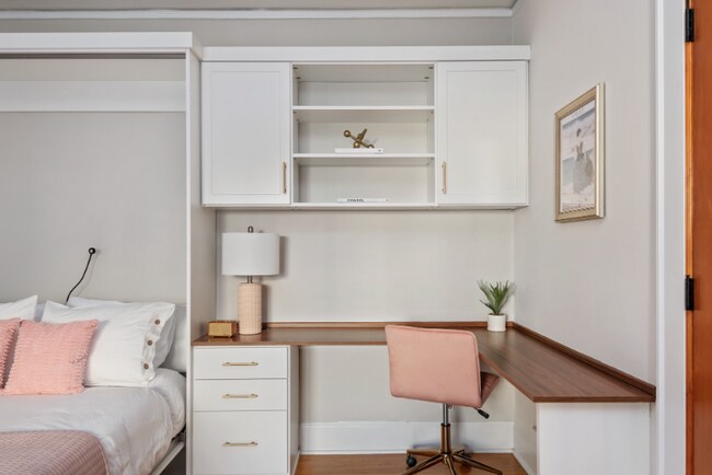 Photo - 2015 NW Flanders St Apartment