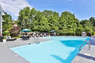 Building Photo - Aurea Station