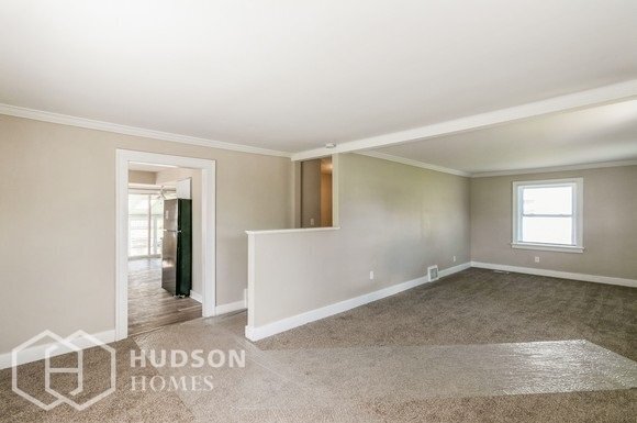 Foto del edificio - NOW AVAILABLE! 840 Beach Road, Cheektowaga...
