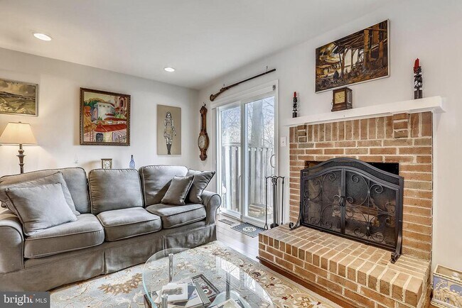 Foto del edificio - 2066 Derby Ridge Ln