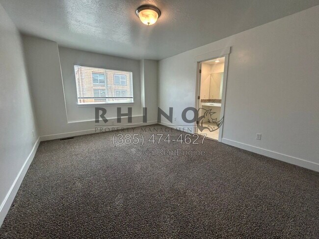 Foto del edificio - 352 E 1850 N