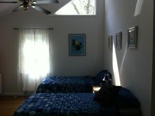 Foto del edificio - 72 Milton Ave