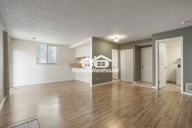 Foto del edificio - 12450 E Cornell Ave