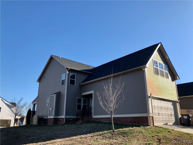 Building Photo - 5718 Swift Fox Dr