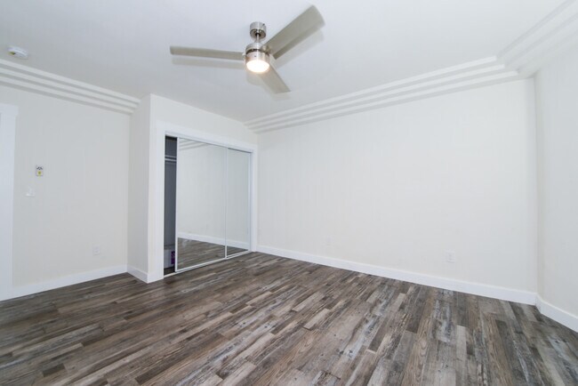 Foto del edificio - 520 W 82nd St