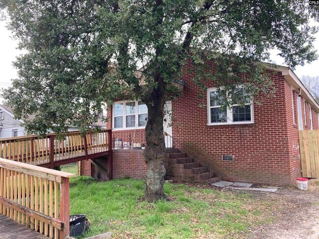 Building Photo - 1149 Allen St