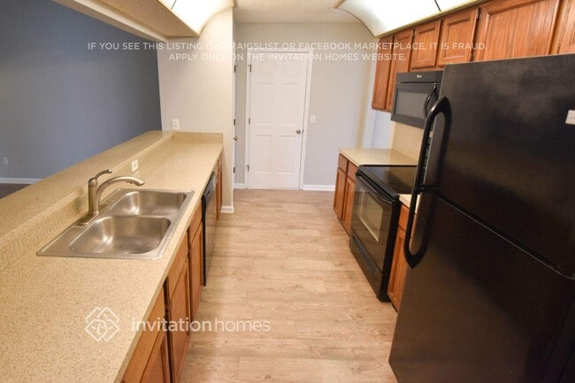 Building Photo - 816 Wicklow Ct