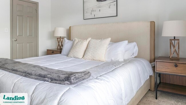 Building Photo - 2000 Monroe Pl NE