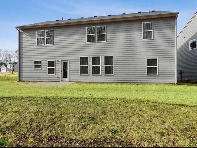 Building Photo - 213 Fox Crk Dr