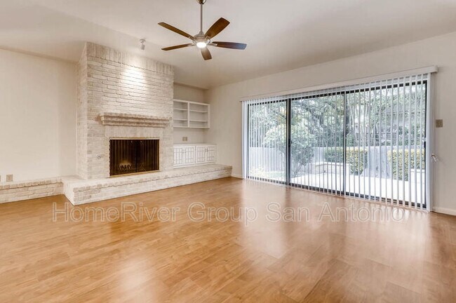 Foto del edificio - 13059 Hunters Breeze St