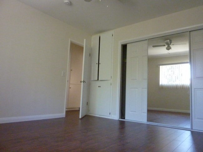 Foto del edificio - 4429 Prospect Ave