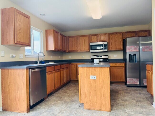 Building Photo - 408 Clifton Ln