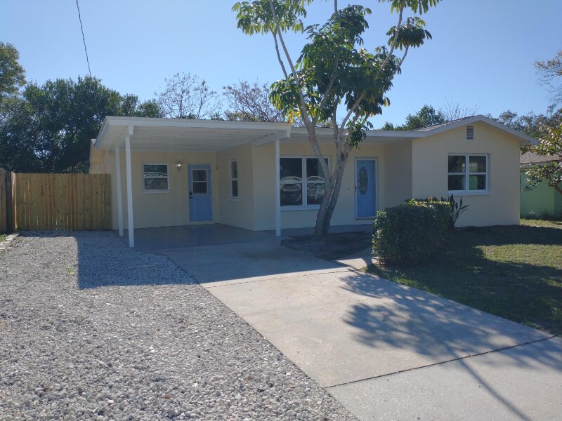 Primary Photo - 635 Laura Ln