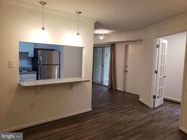 Foto del edificio - 12309 Braxfield Ct