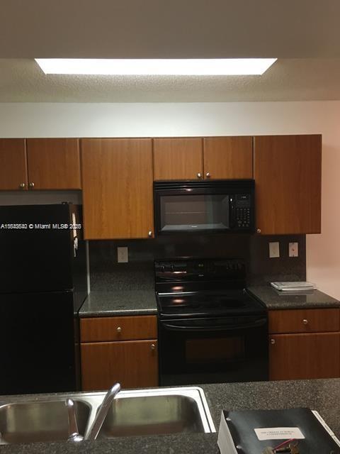 Foto del edificio - 4982 NW 97th Pl