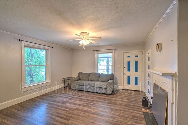 Foto del edificio - 11 Hillhouse St