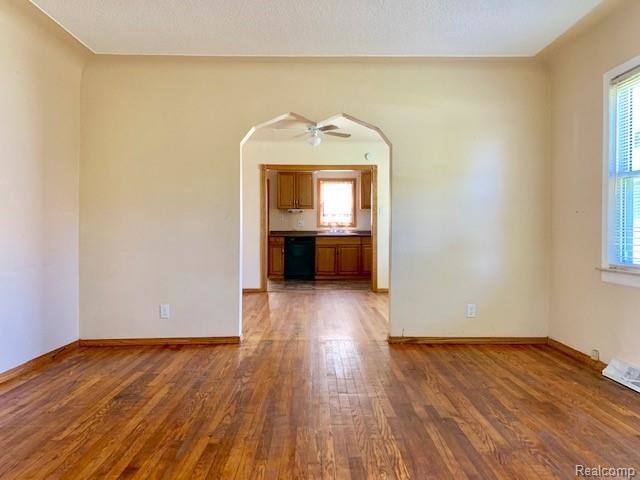 Building Photo - 30033 Hazelwood St