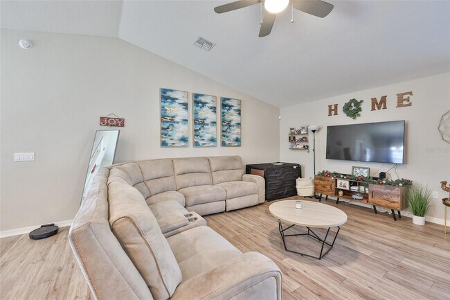 Foto del edificio - 252 Cascara Ln