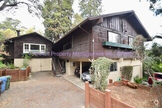 Building Photo - 104 Wisteria Way