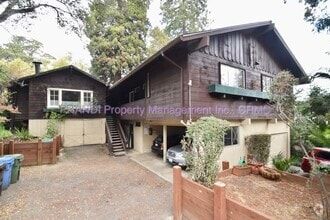 Building Photo - 104 Wisteria Way