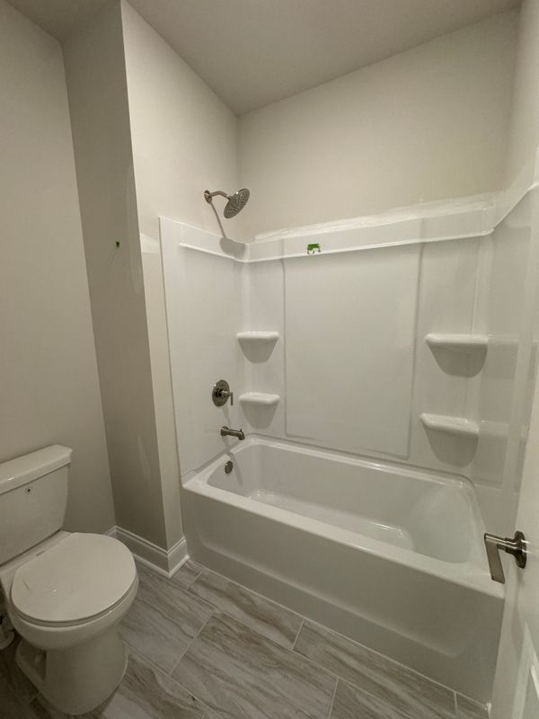 Building Photo - 850 Elderberry Ct