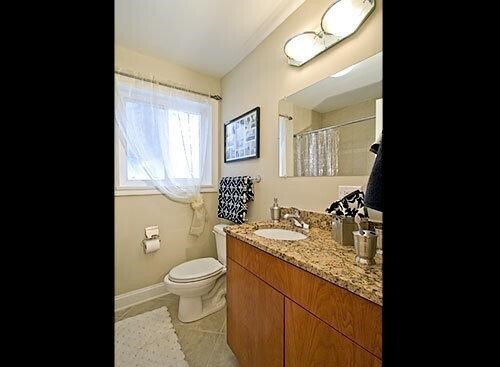 Building Photo - 10115 Old Orchard Ct