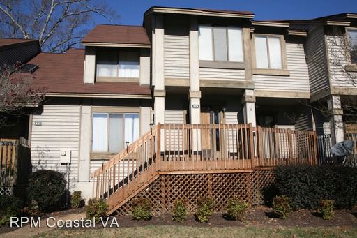 Primary Photo - 379 Bridgewater Dr