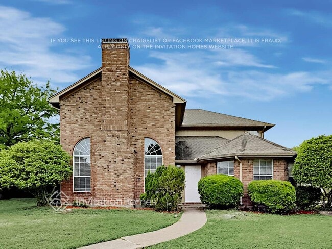 Building Photo - 8013 Yacht Club Dr