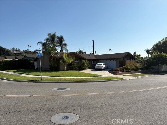 Building Photo - 155 N Maude Ln
