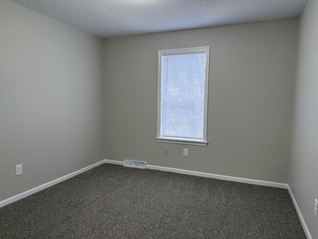 Foto del edificio - 2204 Live Oak Ln