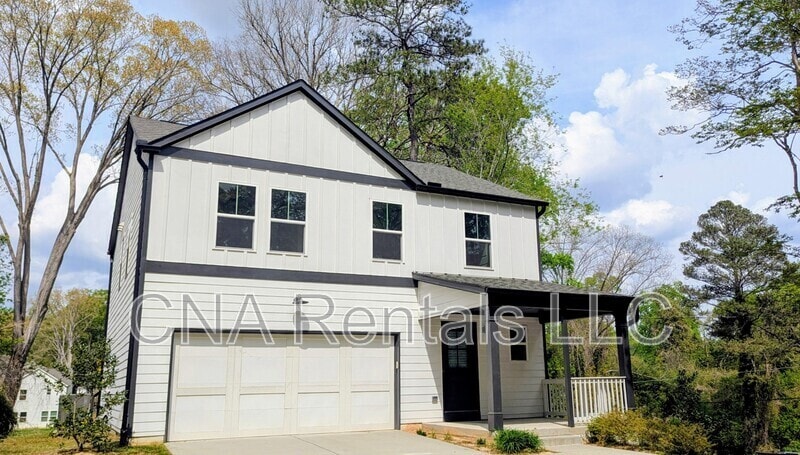 Photo - 2367 Summit Ave