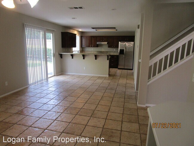 Building Photo - 3 br, 2.5 bath House - 1021 Via Vera Cruz