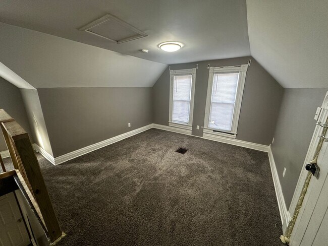 Foto del edificio - 5311 Halsey St