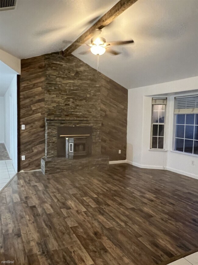 Building Photo - 4 br, 2 bath House - 21661 Road 29 1/2