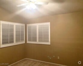 Building Photo - 4360 Woodpine Dr