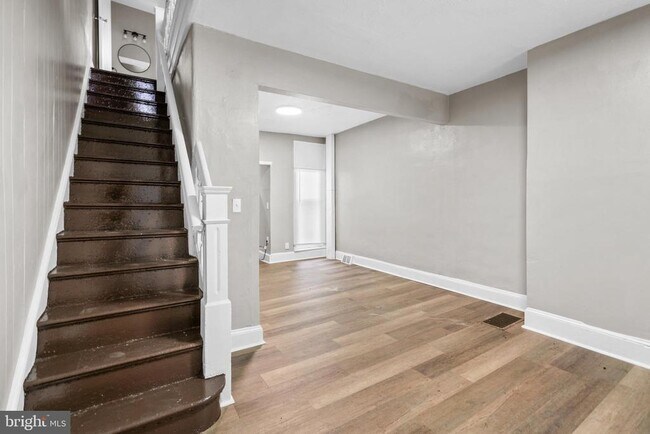 Foto del edificio - 130 N Robinson St