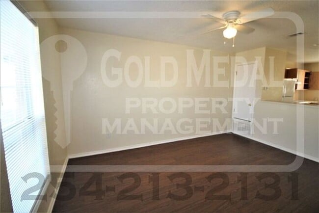 Building Photo - 4500 Sylvia Dr