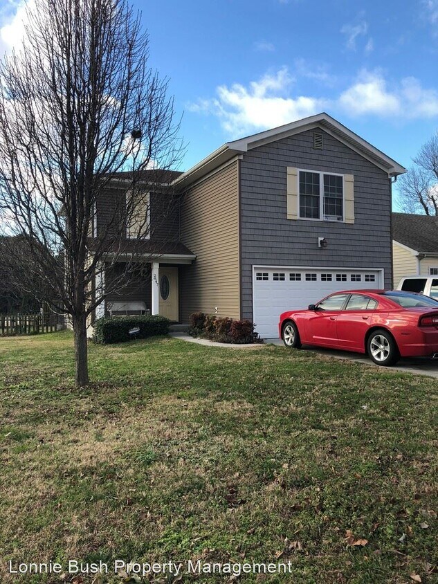 Foto principal - 3 br, 2.5 bath House - 2647 Jason Ave