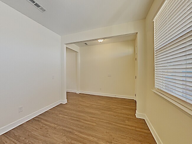 Building Photo - 3015 Lucky Lane