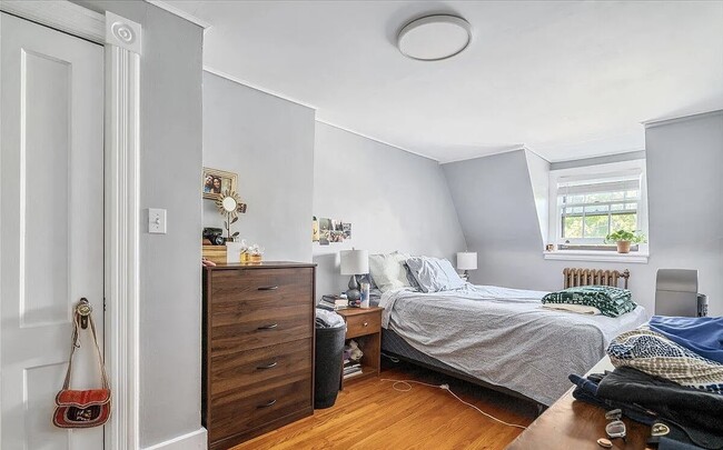 Building Photo - 18 Willett St