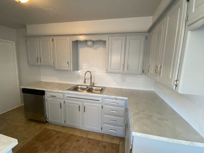 Foto del edificio - 1137 NW 104th St