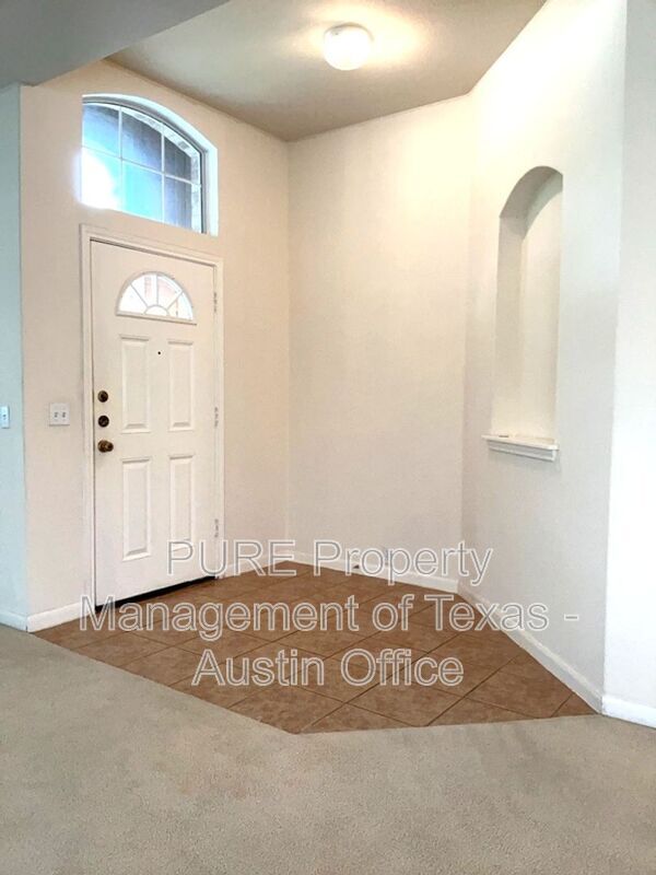 Foto del edificio - 718 Adler Falls Ln