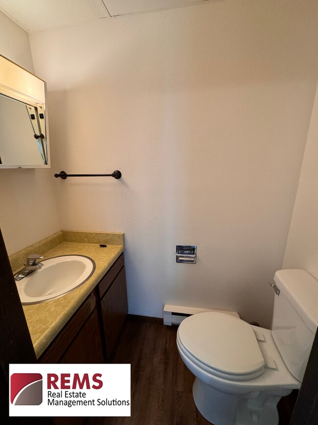 Foto del edificio - 701-709 12th Street / 1400-1406 Tuttle St