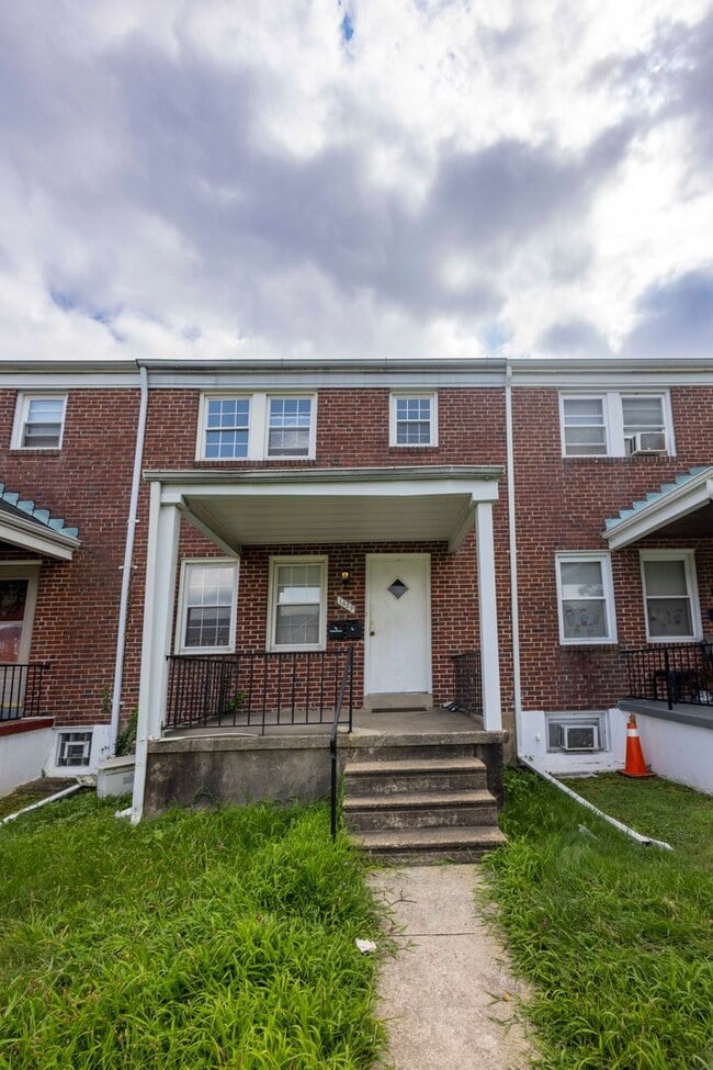 Building Photo - 1829 E Belvedere Ave