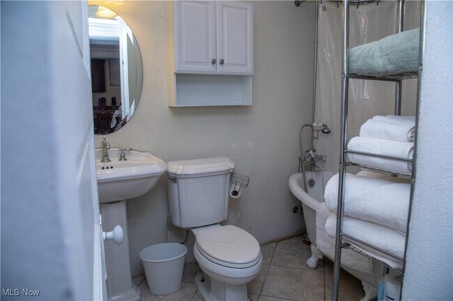 Foto del edificio - 11433 Ashbury Ave