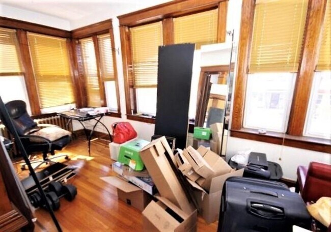 Foto del edificio - 656 Palisade Ave