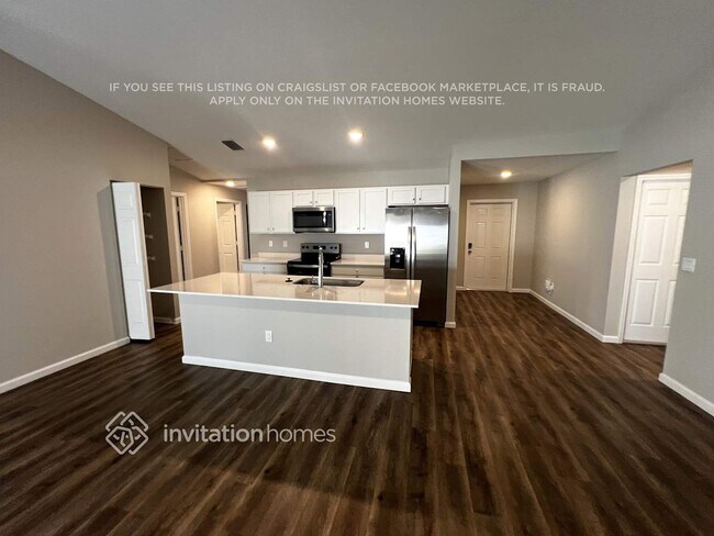 Foto del edificio - 807 SW California Blvd