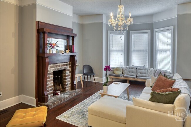 Foto del edificio - 533 E Taylor St